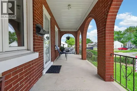 1191 Mckay Avenue Windsor ON N9B 2A8