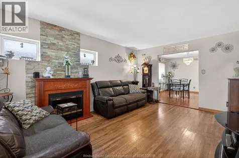 1191 Mckay Avenue Windsor ON N9B 2A8