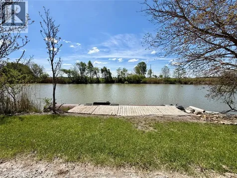 29446 Booth Road Wallaceburg ON N8A 4L1