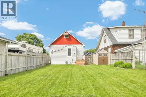 1226 Aubin Windsor ON N8Y 4E5