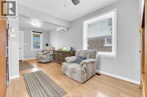 1226 Aubin Windsor ON N8Y 4E5