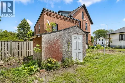245 Selkirk Street Chatham ON N7L 1Z5
