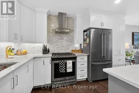 450 Central Park Boulevard Russell ON K4R 0C6
