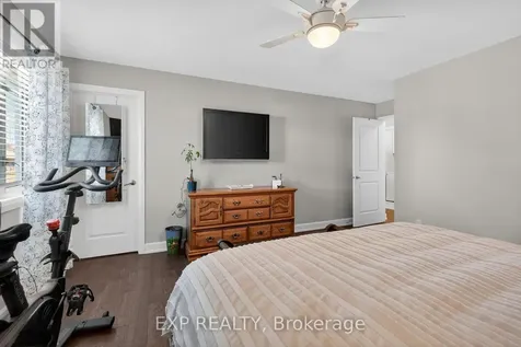 450 Central Park Boulevard Russell ON K4R 0C6