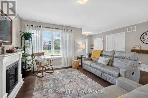 450 Central Park Boulevard Russell ON K4R 0C6