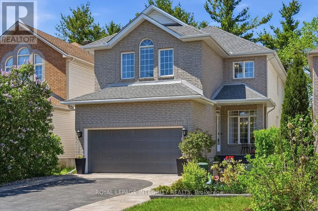 72 Maricona Way Ottawa ON K2T 1H3