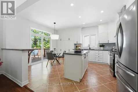 72 Maricona Way Ottawa ON K2T 1H3