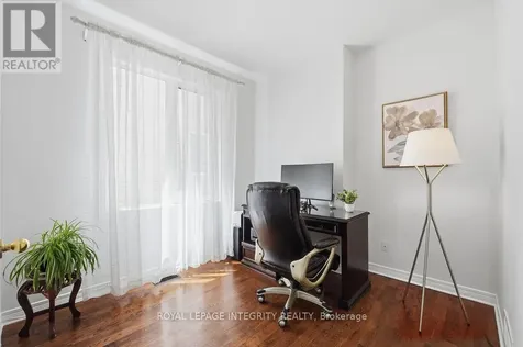 72 Maricona Way Ottawa ON K2T 1H3