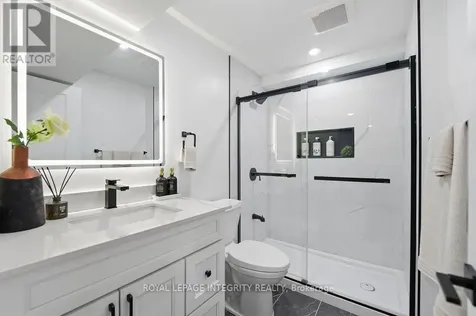 72 Maricona Way Ottawa ON K2T 1H3