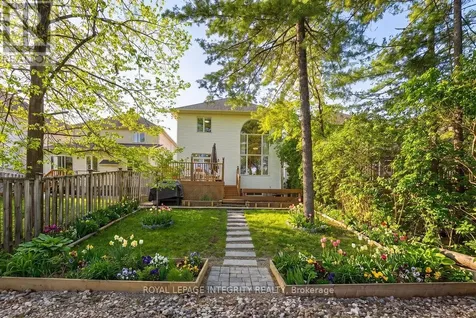 72 Maricona Way Ottawa ON K2T 1H3