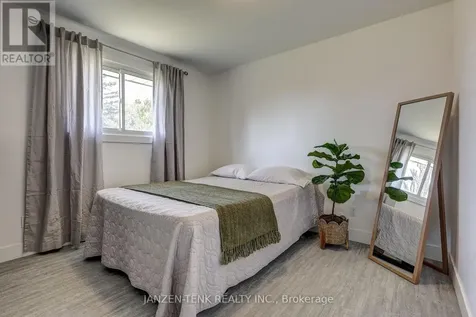 24 Centennial Avenue Aylmer ON N5H 2X2