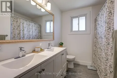 24 Centennial Avenue Aylmer ON N5H 2X2