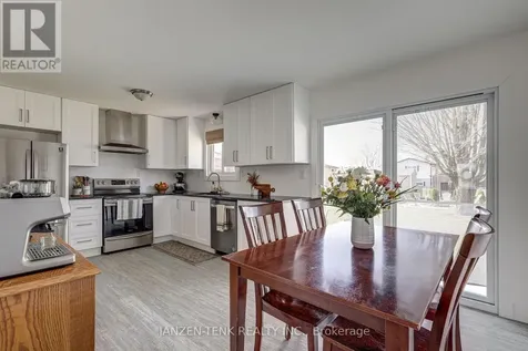 24 Centennial Avenue Aylmer ON N5H 2X2
