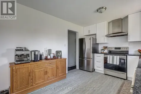 24 Centennial Avenue Aylmer ON N5H 2X2