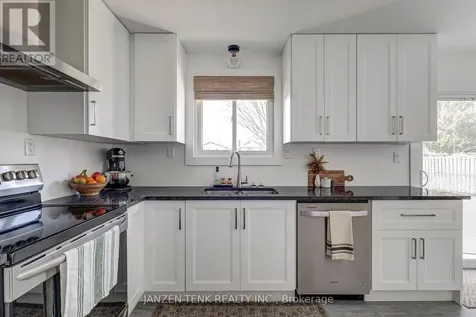 24 Centennial Avenue Aylmer ON N5H 2X2