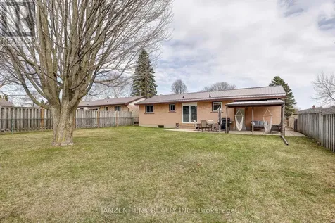 24 Centennial Avenue Aylmer ON N5H 2X2