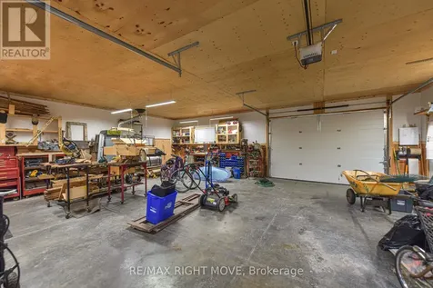 1220 Birchcliffe Crescent Severn ON L3V 0W1
