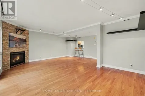 187 Monterey Drive Ottawa ON K2H 7A9