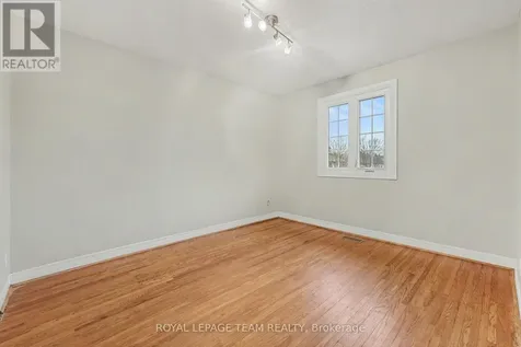 187 Monterey Drive Ottawa ON K2H 7A9