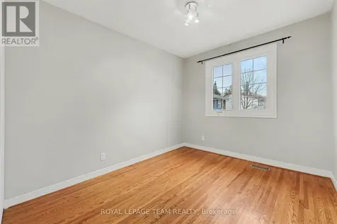 187 Monterey Drive Ottawa ON K2H 7A9