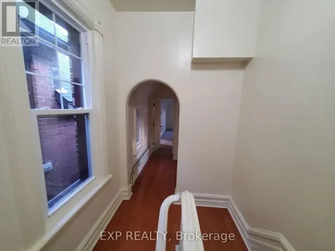 360 Gilmour Street Ottawa ON K2P 0R3