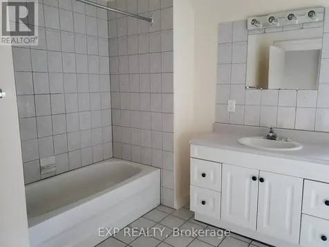 360 Gilmour Street Ottawa ON K2P 0R3