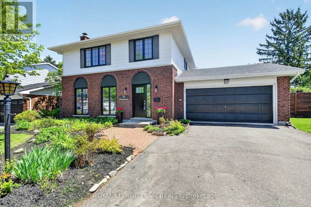 15 Markham Avenue Ottawa ON K2G 3Z1
