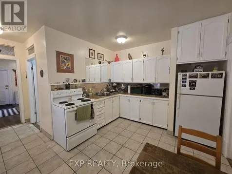 356 Gilmour Street Ottawa ON K2P 0R3