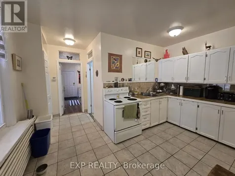 356 Gilmour Street Ottawa ON K2P 0R3
