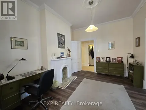 356 Gilmour Street Ottawa ON K2P 0R3