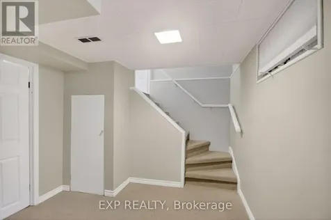 31 Barlyn Avenue Ottawa ON K2E 5E2