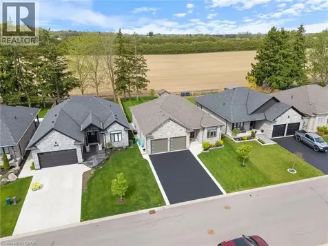 14 Stonebridge Place Simcoe ON N3Y 0B5