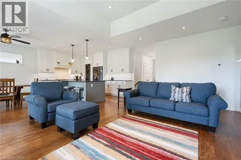 14 Stonebridge Place Simcoe ON N3Y 0B5