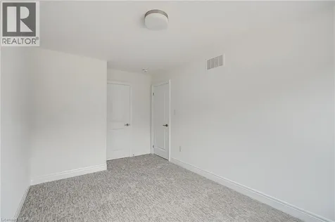 2273 Turnberry Road Burlington ON L7M 2B2