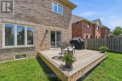 4 Millbury Road Uxbridge ON L9P 1Z9