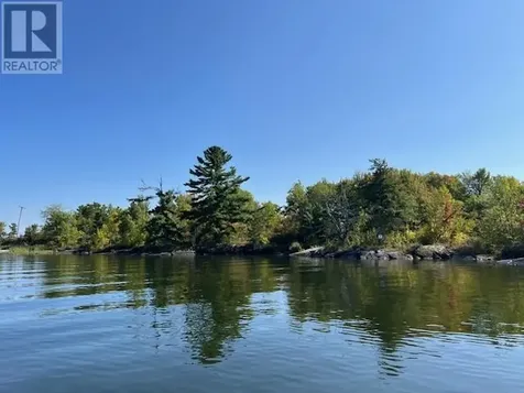 G 734 Rainy Lake Fort Frances ON P9A 3M3