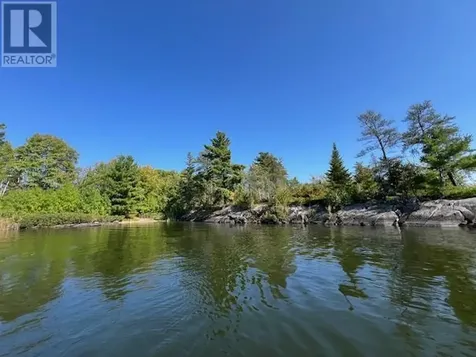 G 734 Rainy Lake Fort Frances ON P9A 3M3