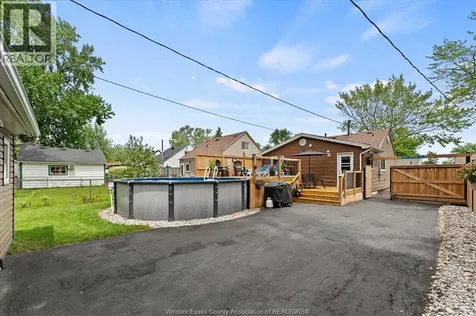 1879 Aubin Road Windsor ON N8W 4L1