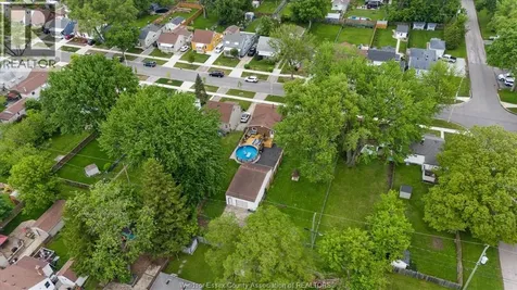 1879 Aubin Road Windsor ON N8W 4L1