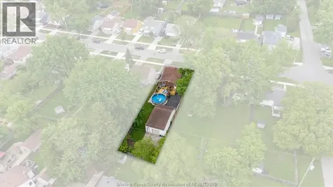 1879 Aubin Road Windsor ON N8W 4L1