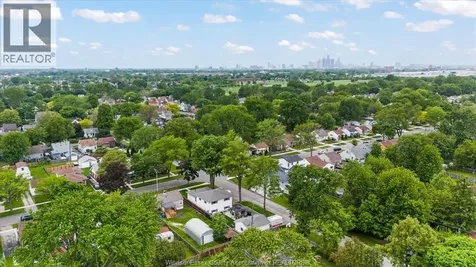 1879 Aubin Road Windsor ON N8W 4L1