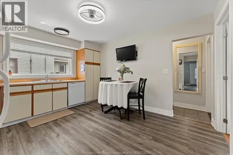 1879 Aubin Road Windsor ON N8W 4L1