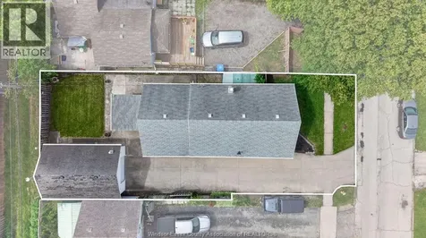 851 Ellrose Avenue Windsor ON N8Y 3W6