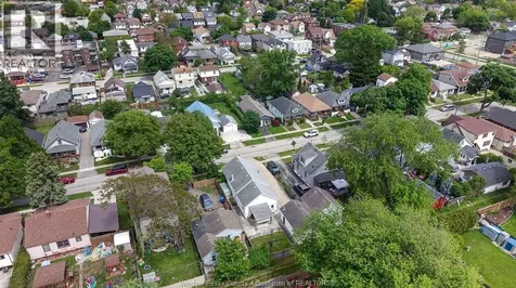 851 Ellrose Avenue Windsor ON N8Y 3W6