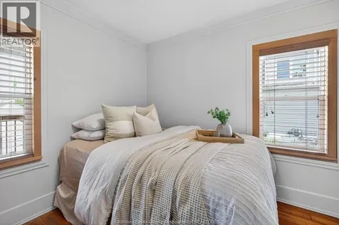 851 Ellrose Avenue Windsor ON N8Y 3W6