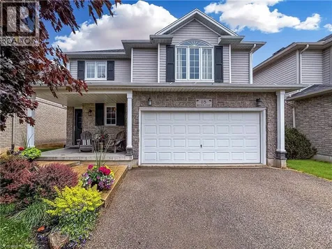 18 Bricker Court Brantford ON N3T 6R7