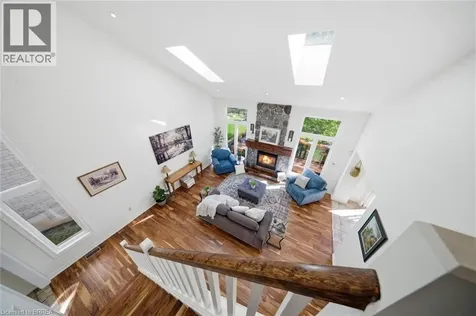 18 Bricker Court Brantford ON N3T 6R7