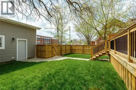 401 Devine Street Sarnia ON N7T 1V6