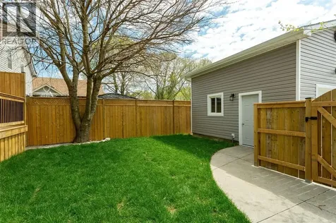 401 Devine Street Sarnia ON N7T 1V6