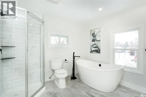 401 Devine Street Sarnia ON N7T 1V6